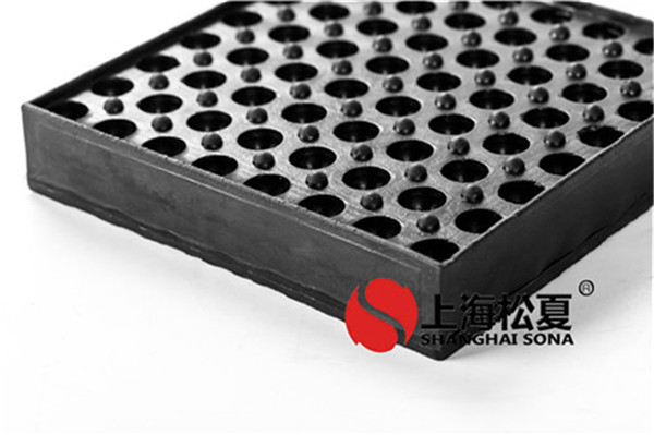 我们怎么样装置减震器？